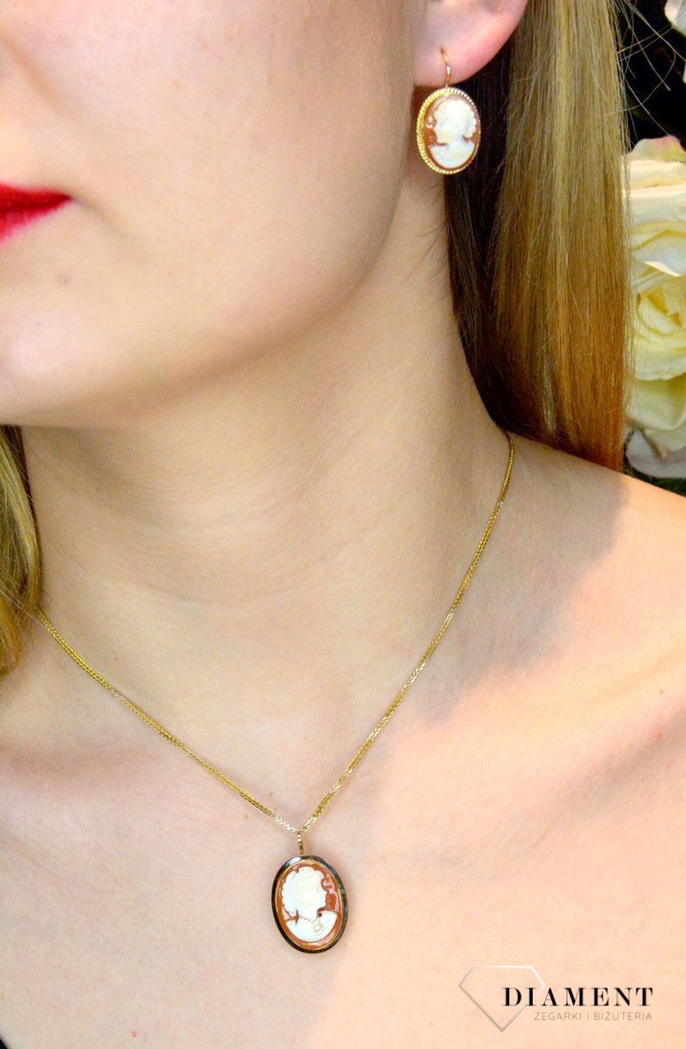 Złota broszka zawieszka 585 broszkowisior Pani Walewska BO 10A.jpg